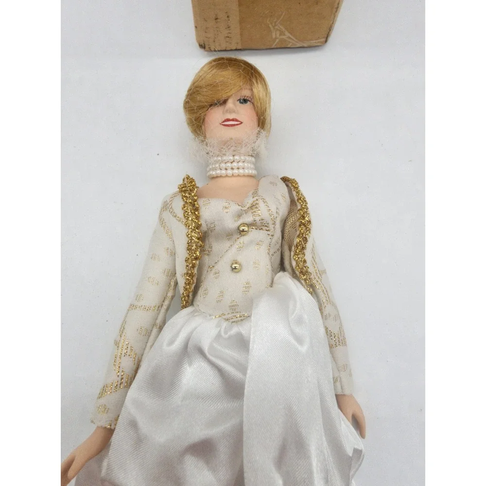Princess Diana Porcelain Collector Doll Ivory Gown Gold Trim Bolero 11 Inch